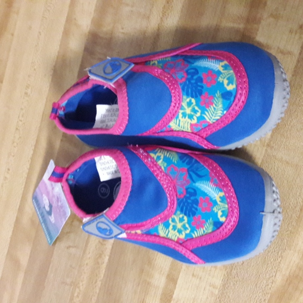 NWT "Reel Legends" Girls Water Shoes Sizes 7Baby, 3, 8, 13 Little Girl